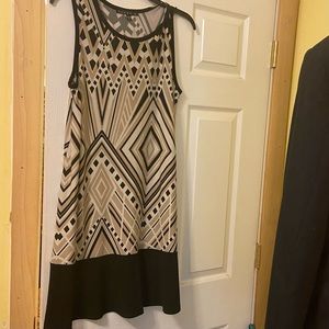 Ladies geometric print dress